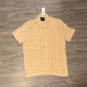 NWT Abercrombie & Fitch Men’s Sz Small Knit Short Sleeve Button Up Shirt Beige